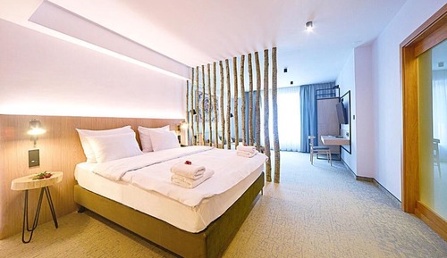 Deluxe Double Room, Courtyard View
