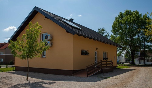 Apartment (One Bedroom Apartment with Balcony)