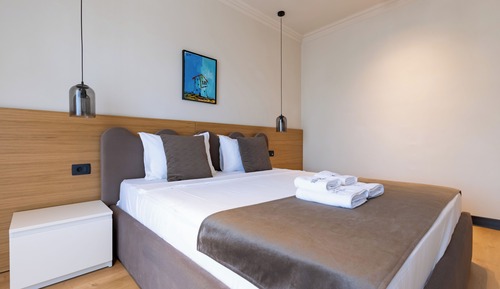 Superior Apartment, City View