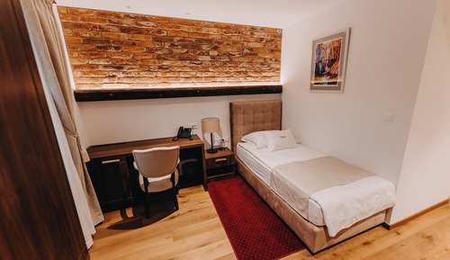Comfort Single Room