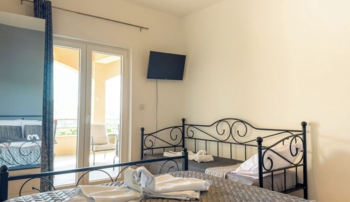 Apartment (A2)
