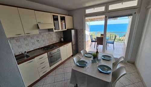 Apartment (A2)