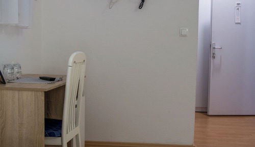 Room (S303)