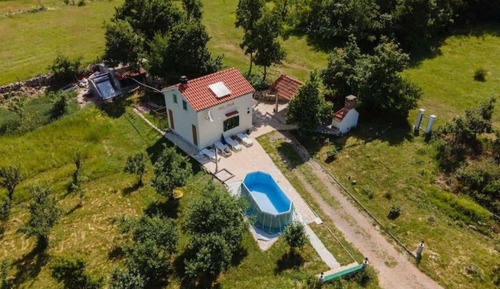 House (Village Holiday House Ivan Kozina wit)