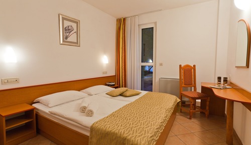 Standard Suite