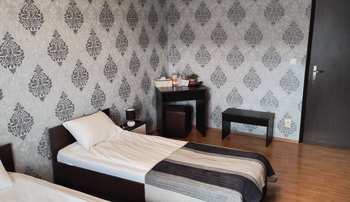 Comfort Twin Room, 2 Twin Beds, Non Smoking, Courtyard View