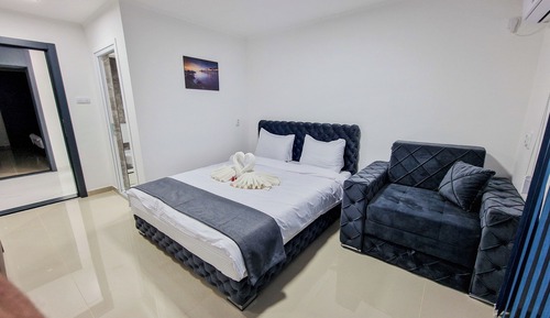 Deluxe Single Room