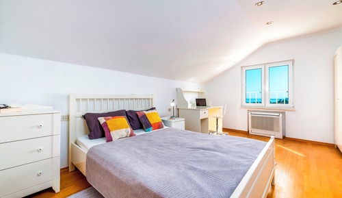 Villa (4 Bedrooms)