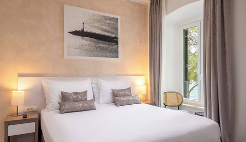 Sea View Annex suite