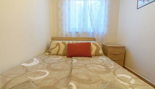 Apartment (A2)