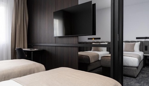 Family Room, City View
