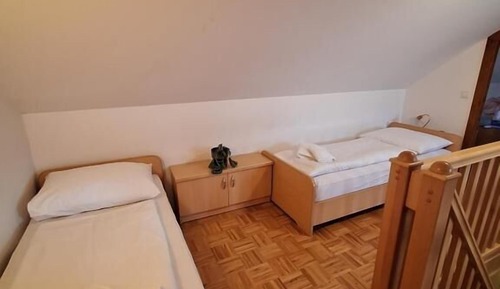 Apartment, 2 Bedrooms, Courtyard View