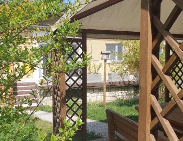 Single Room with Shared Bathroom