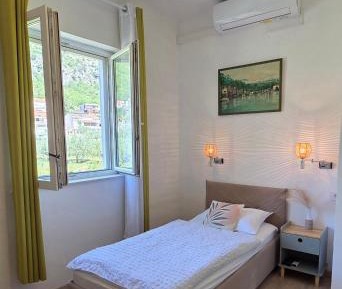 Single Room with Garden View