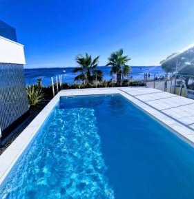 Two-Bedroom Apartment with Terrace and Sea View