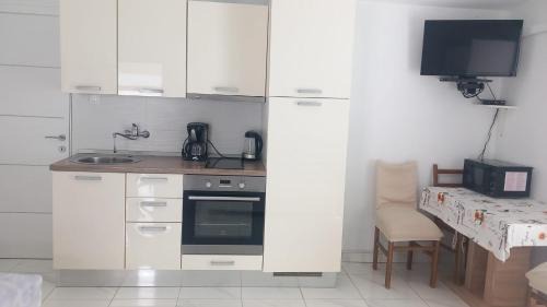 Studio Apartment with Sea View