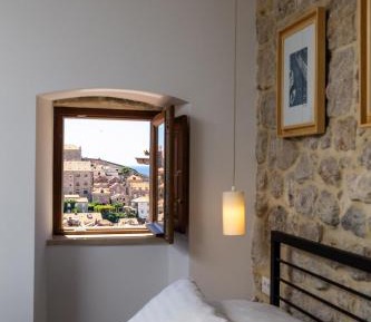 Double Room with View