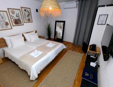 One-Bedroom Bungalow
