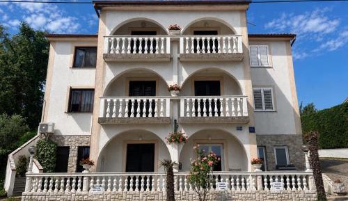 Studio with Balcony
