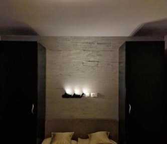 One-Bedroom Apartment with Balcony