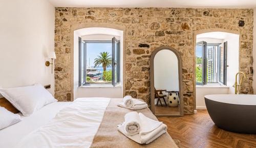 Deluxe Double Room with Sea View