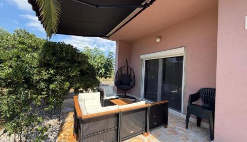 Three-Bedroom Apartment with Balcony