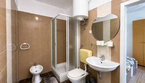 Triple Room with Private Bathroom