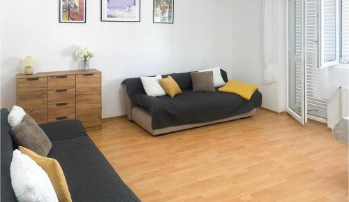 Five-Bedroom Holiday Home