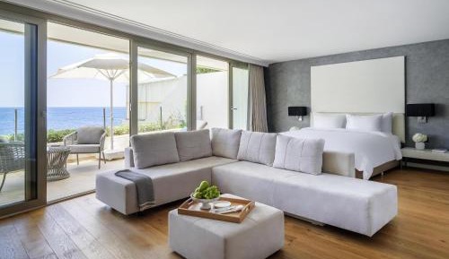 Spa Suite with Balcony and Sea View