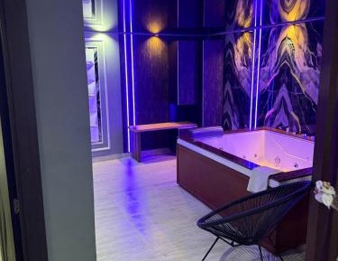 One-Bedroom Apartment with Spa Bath