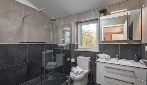 Two-Bedroom Apartment with Terrace