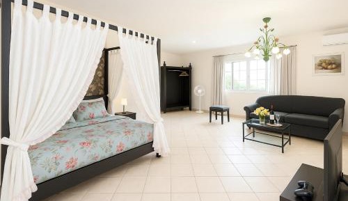 Three-Bedroom Apartment with Water View