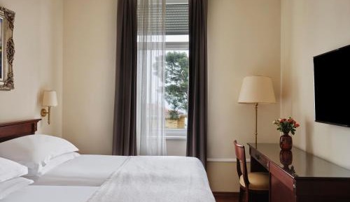 Standard Double or Twin Room with Sea View