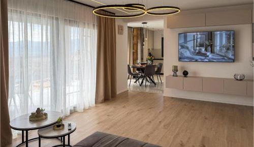 Three-Bedroom Vacation Home 