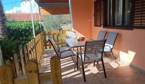 Two Bedroom Holiday Home with Terrace