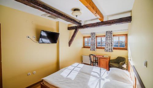 Standard Double Room with River View