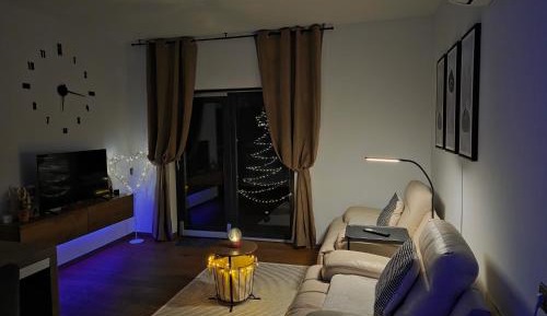 One-Bedroom Apartment with Balcony