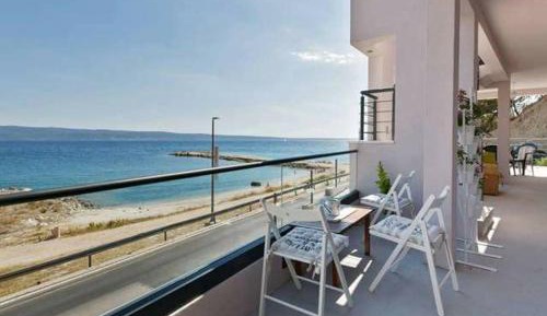 Studio with Sea View