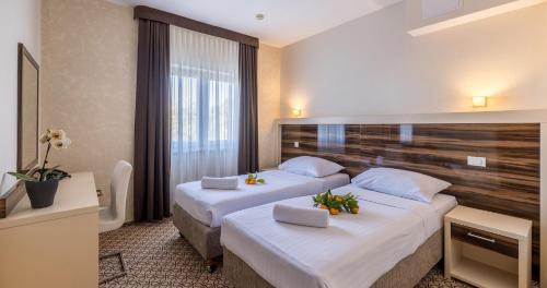 Two-Bedroom Suite
