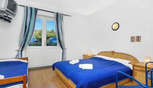 Triple Room - First Floor