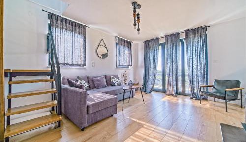 Three-Bedroom Vacation Home 
