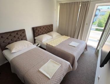 Triple Room with Terrace