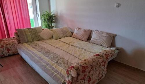 One-Bedroom Apartment with Terrace