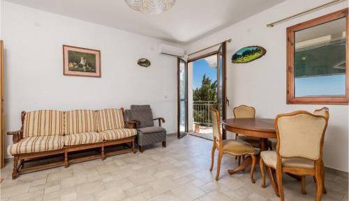 Three-Bedroom Vacation Home 