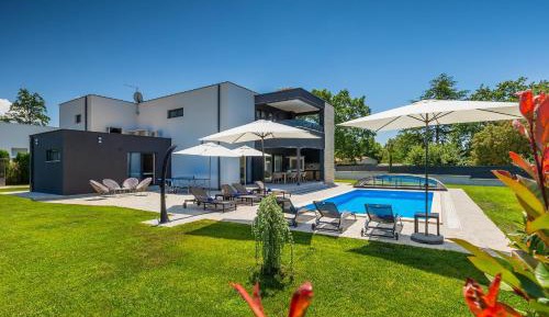 Villa with Private Pool