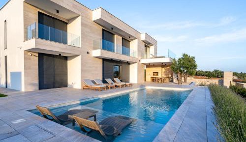 Villa with Sea View