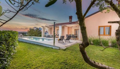 Villa with Private Pool