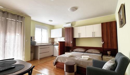 Apartment with Terrace