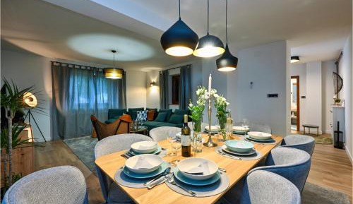 Three-Bedroom Vacation Home 