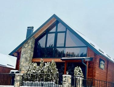 Three-Bedroom Vacation Home 